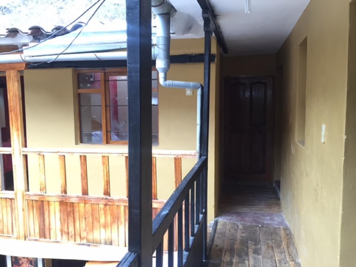 Hospedaje K'Uchuwasi Ollantaytambo Luaran gambar